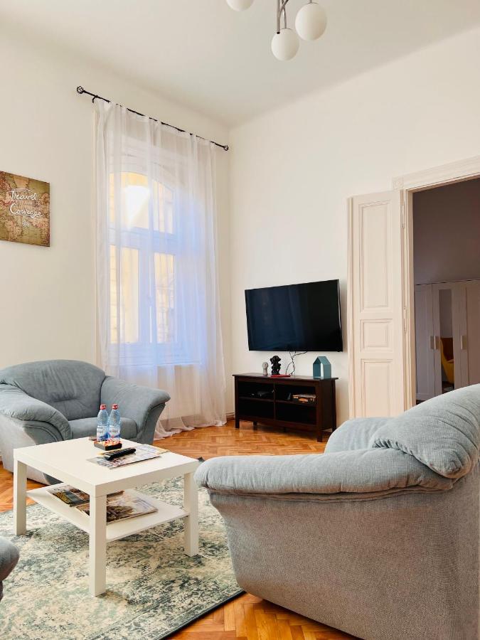 Apartment Friends Central オラデア エクステリア 写真